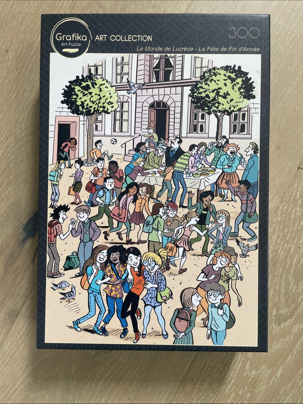 Art Collection 'Le Monde de Lucrèce' 300-Piece Puzzle - Multi-Color